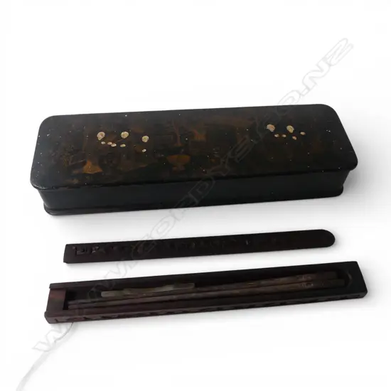 CHINOISERIE BOX + WOOD CARVED CHOPSTICKS 