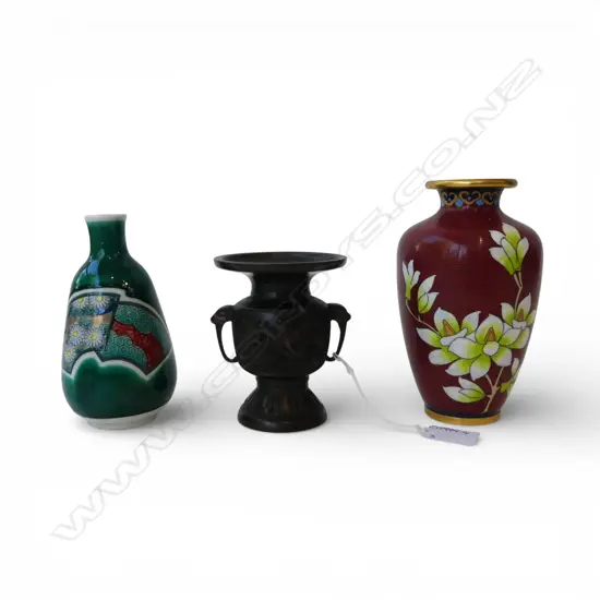 3 PCES ORIENTAL; CLOISONNE VASE, BRONZE CENSOR + OTHER H.155mm