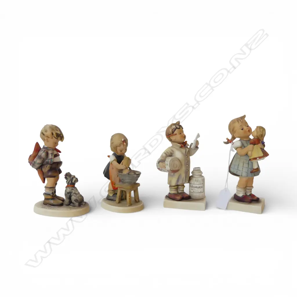 4 HUMMEL FIGURES H.160mm fault Image 1++