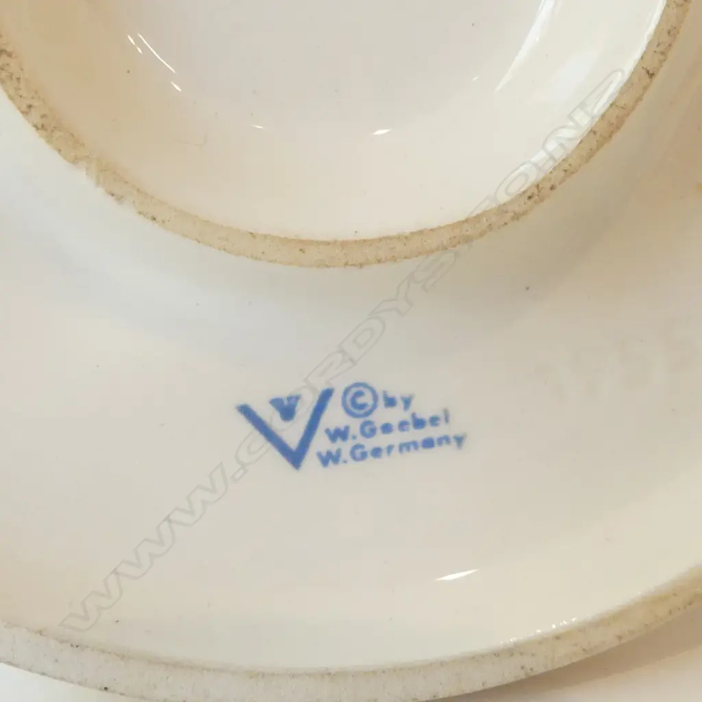 3 HUMMEL FIGURES H.160mm Image 1++