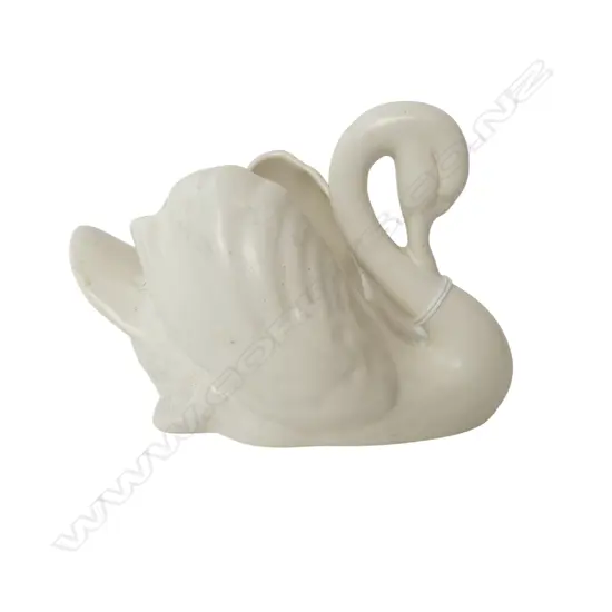 SMALL CROWN LYNN SWAN .154 H.100mm