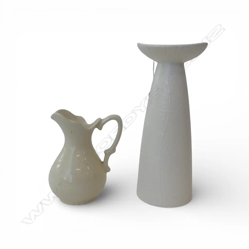 CROWN LYNN SPECIMAN VASE + EARLY N.Z. POTTERY JUG H.215mm Image 1++