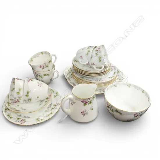 SHELLEY CHINA TEASET CAKE PLATE C/SUGAR CRACK TO SUGAR & 6CSPS PINK BLOSSOM PAT