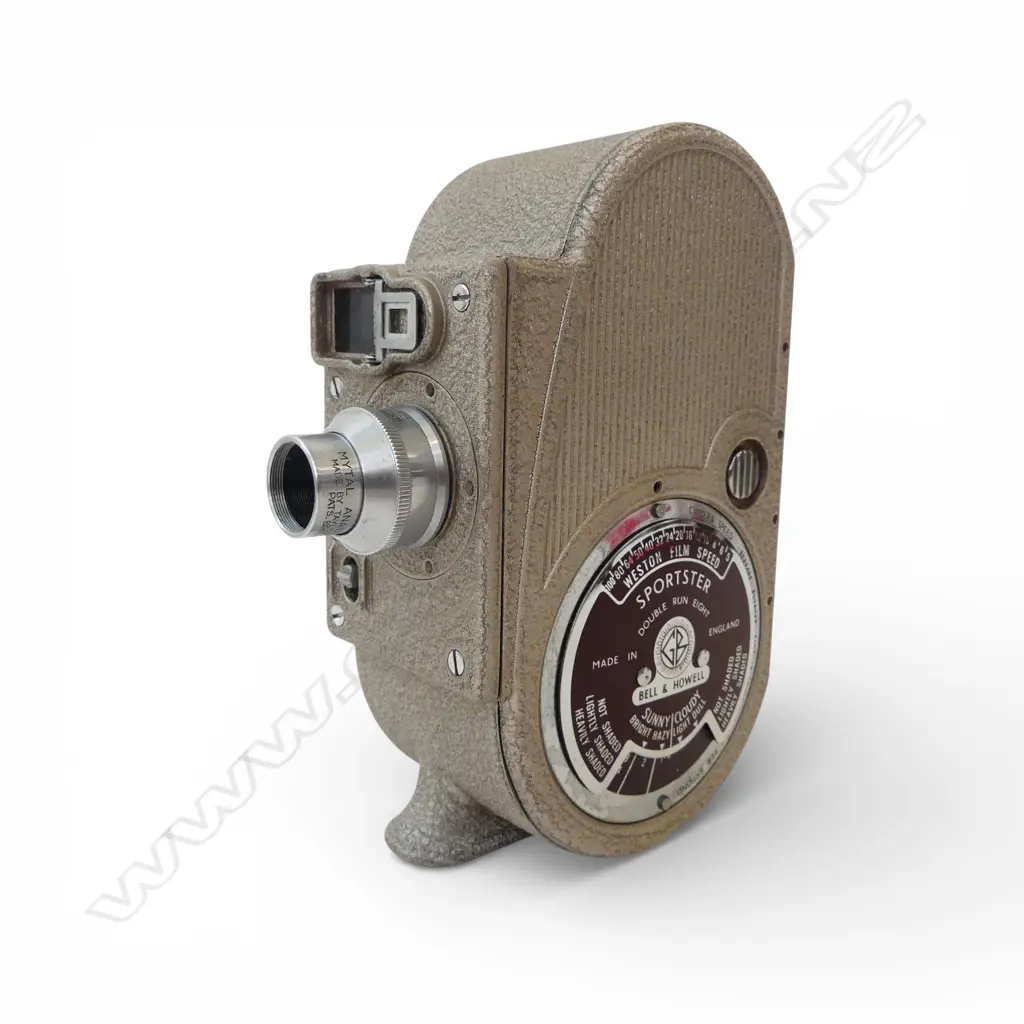 CASED  BELL & HOWELL VIN SPORTSTER 8MM MOVIE CAMERA Image 1++