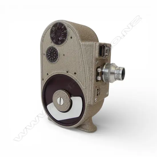 CASED  BELL & HOWELL VIN SPORTSTER 8MM MOVIE CAMERA