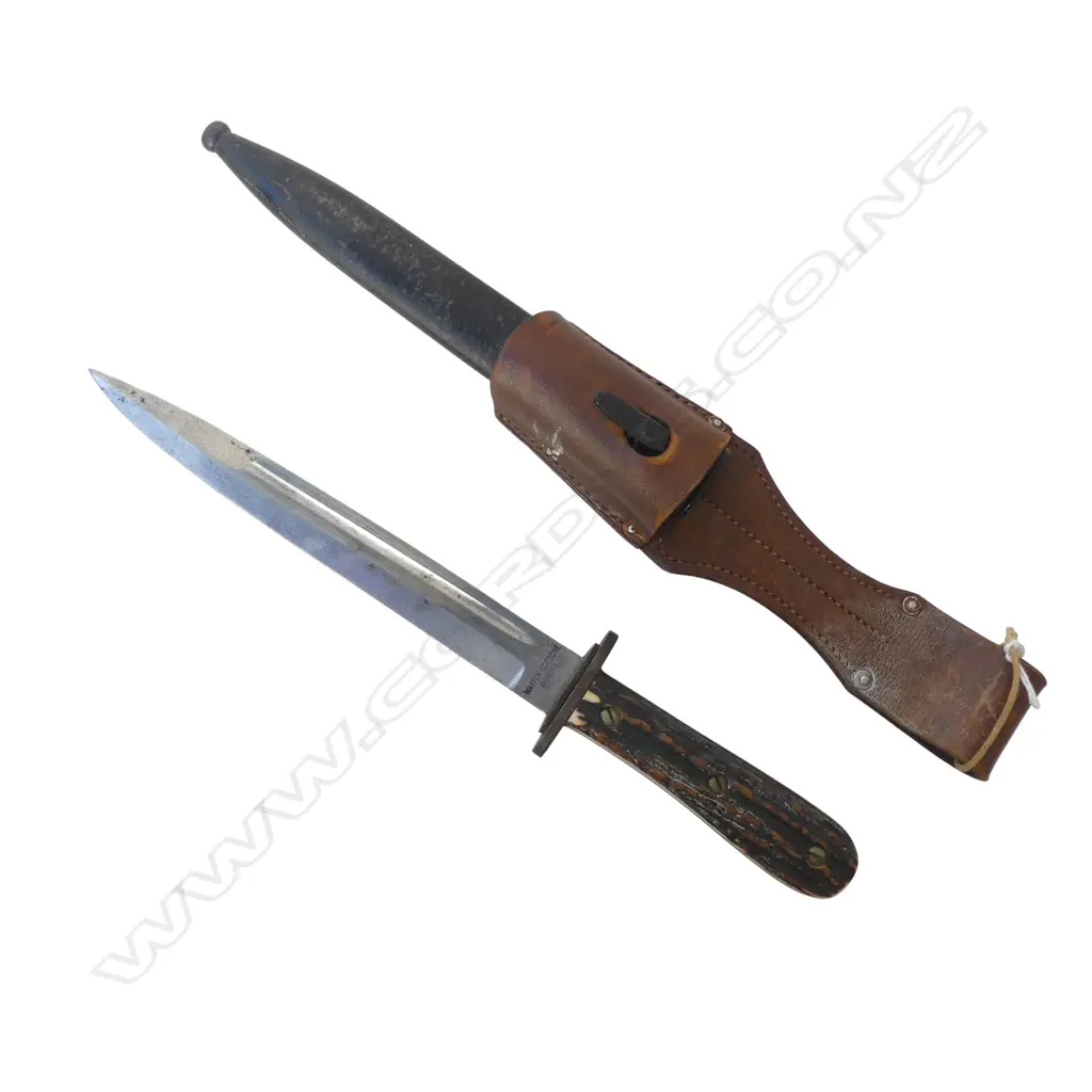 GERMAN WAFFEN-LOESCHE FIGHTING KNIFE IN METAL AND LEATHER SHEATH 370 (L) Image 1++