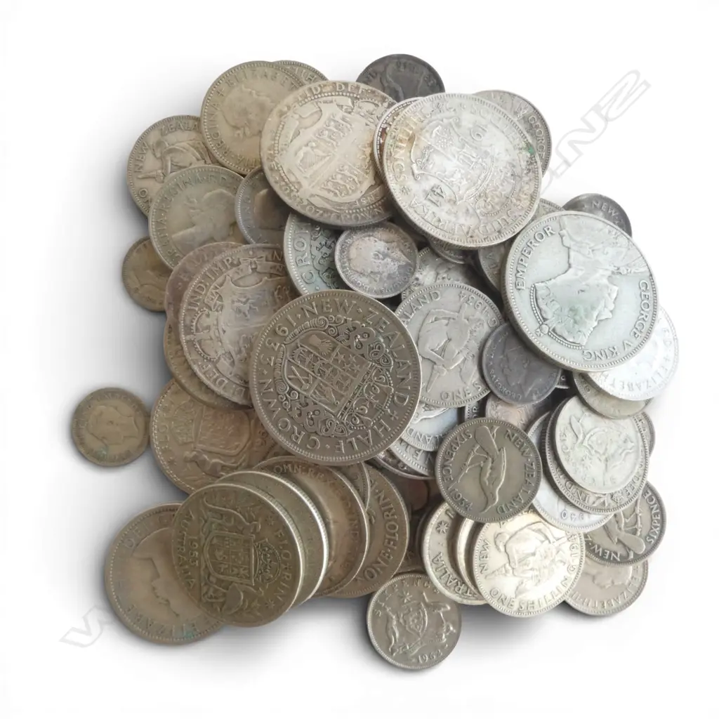 BAG OF OLDER MAINLY SILVER NZ AUSTRALIA FIJI USA ETC COINAGE 393gms Image 1++