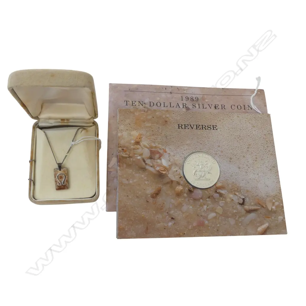 AUSTRALIAN MINT 1989 $10 SILVER COIN (20gms) + STG SILVER PENDANT ON STG SILVER CHAIN 4.14gms Image 1++