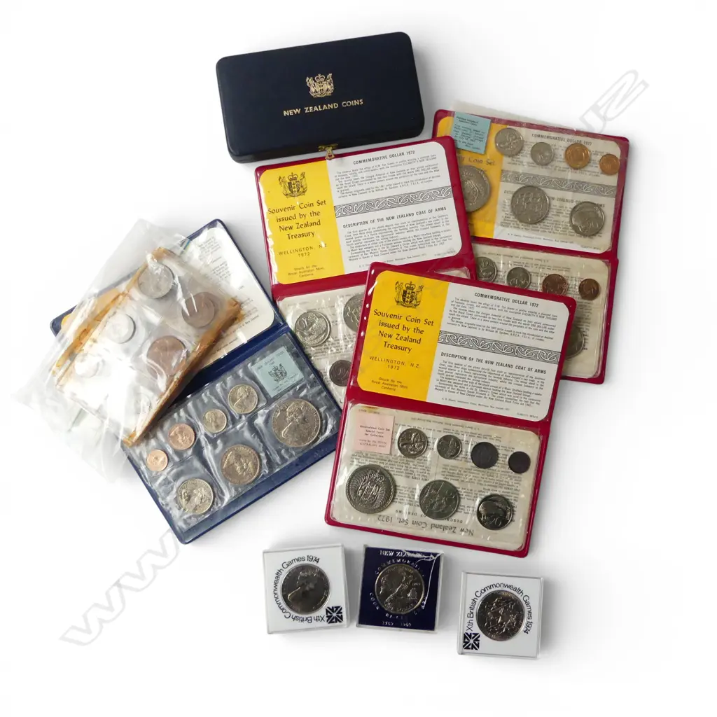 COLLECTION OF ASST. COINS; COOK COMM. COIN ISSUE 1969, ORDINARY SET 1972, etc Image 1++