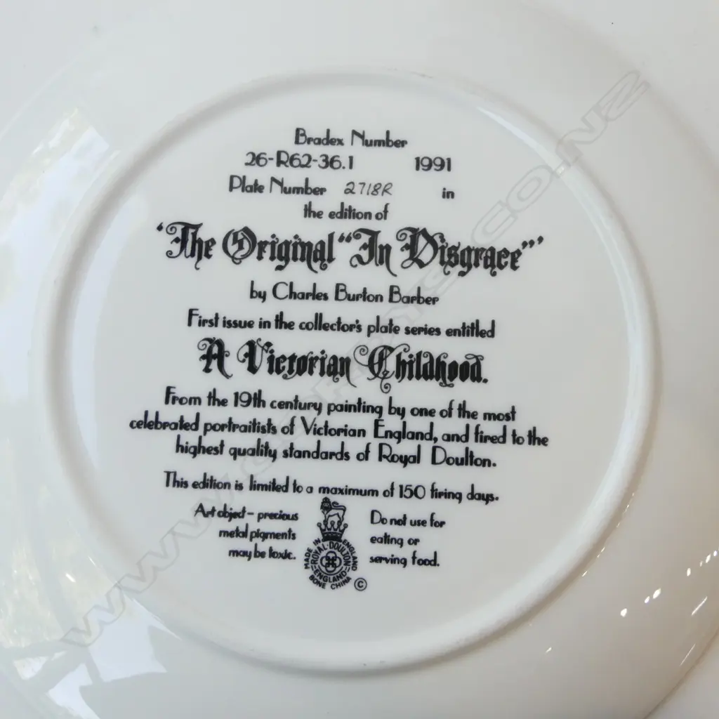 ASST. CABINET PLATES; 'GOLDEN YEARS OF FARMING', RD 'THE VILLAGE SHIRES' & RD 'A VICTORIAN CHILDHOOD' Image 1++