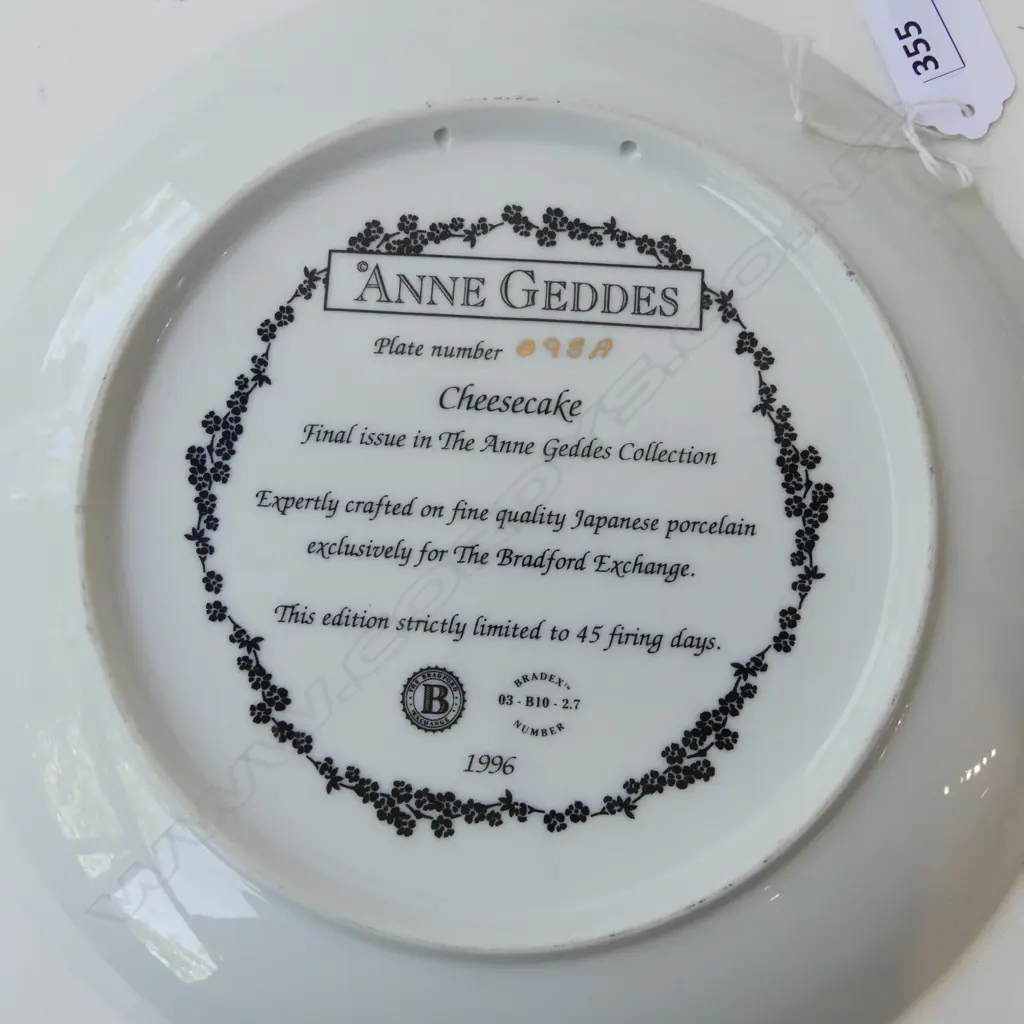 ASST. CABINET PLATES; ANNE GEDDES COLLECTION, KITTEN CLASSICS & WEDGWOOD 'THE VILLAGE GREEN' Image 1++
