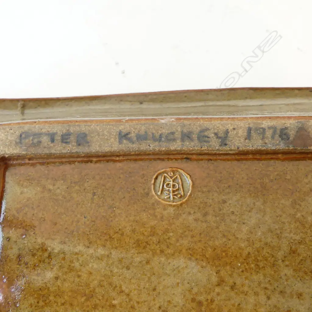 3 PCES N.Z. STUDIO POTTERY Incl. PETER STICHBURY & KNUCKEY W.235mm Image 1++