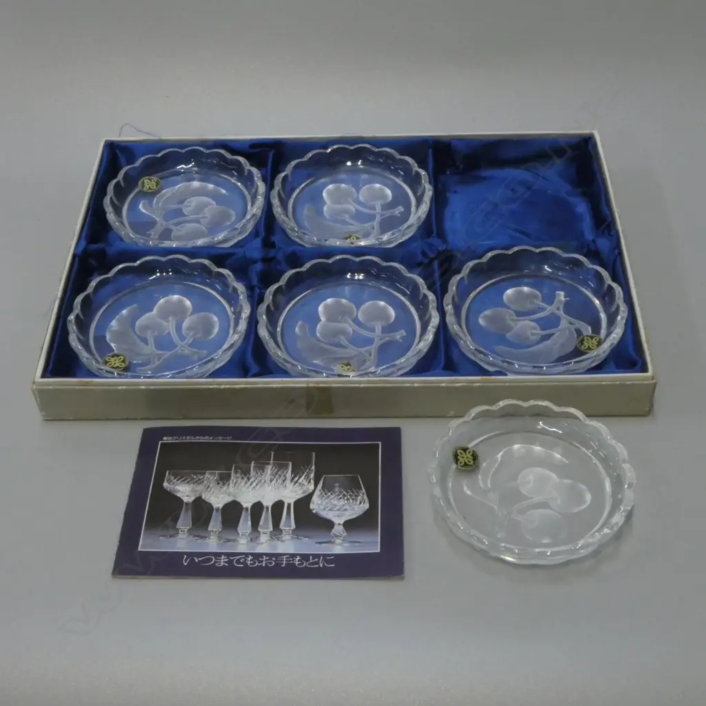 BOXED SET OF 6 CRYSTAL DISHES Dia.95mm Image 1++