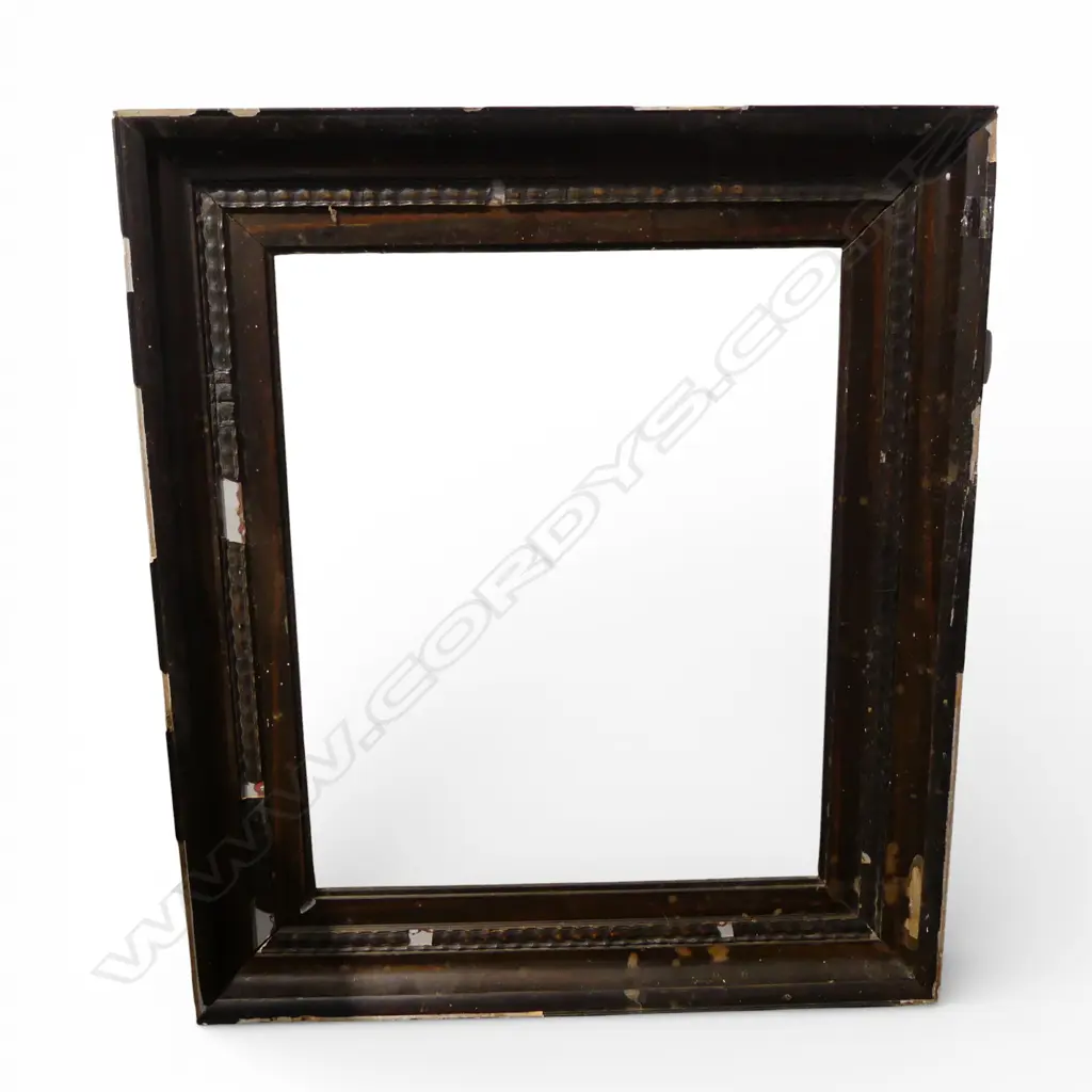 19thC ARTIST UNKNOWN, GENTLEMAN IN SCOTTISH COSTUME, OIL ON BOARD 445x365mm + EARLIER FRAME Image 1++