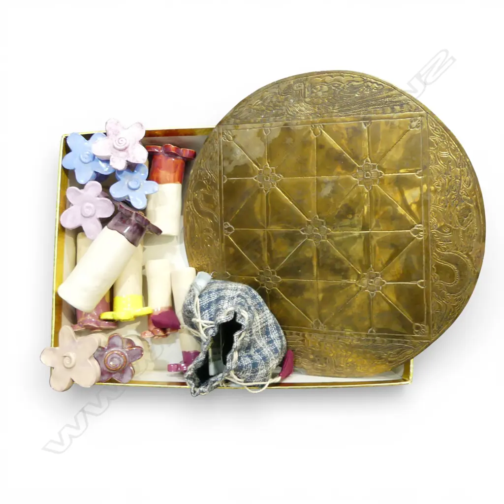 12 DEBBIE HARRIS STUDIO STONEWARE FLOWERS, NEPALESE BRASS BAGH CHAL GAME Image 1++