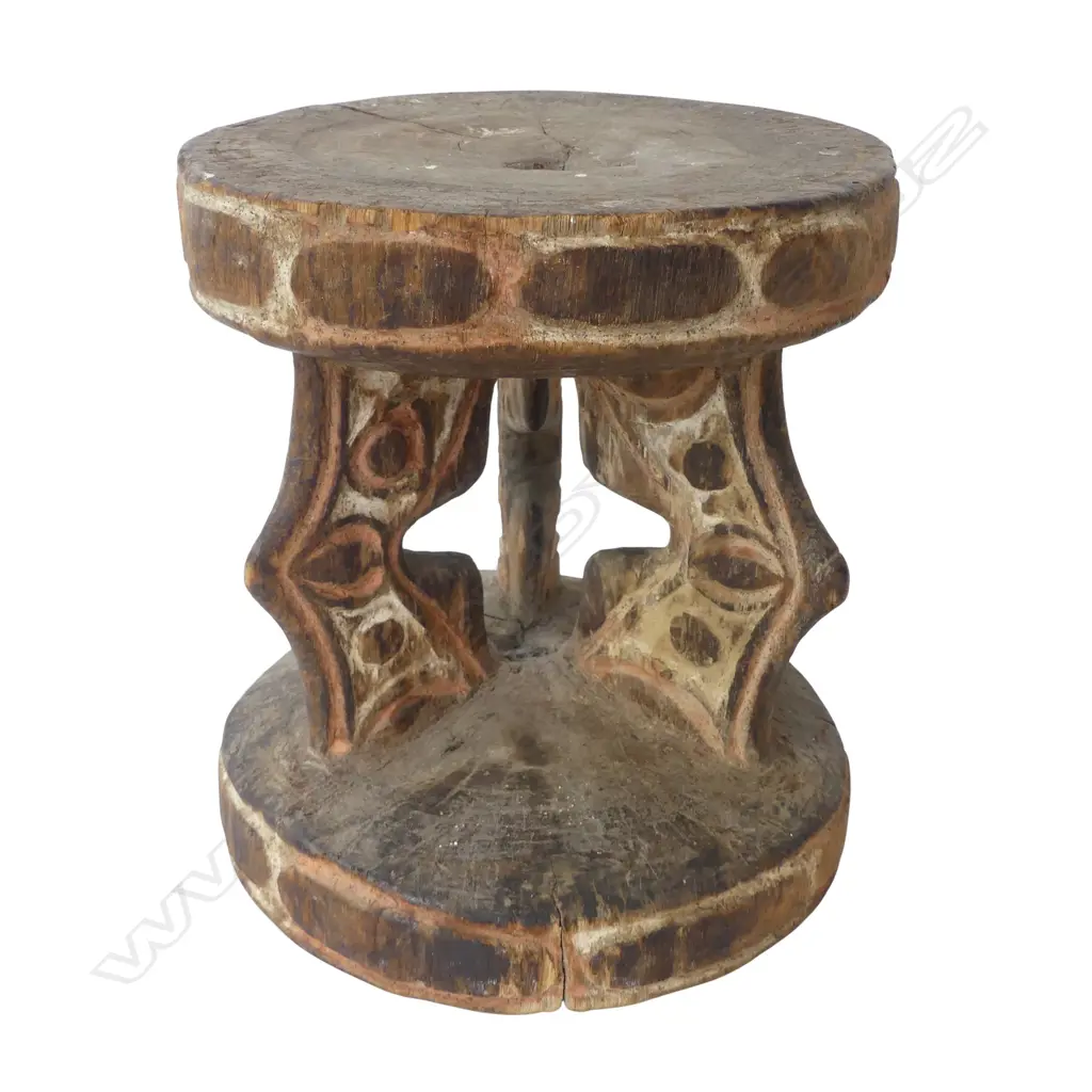 CARVED STOOL FROM PAPUA NEW GUINEA H.255mm Image 1++