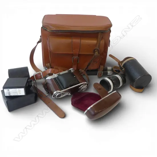 KODAK RETINA II CAMERA WITH ASST. CAMERA ACCESSORIES IN LEATHER TRAVEL BAG