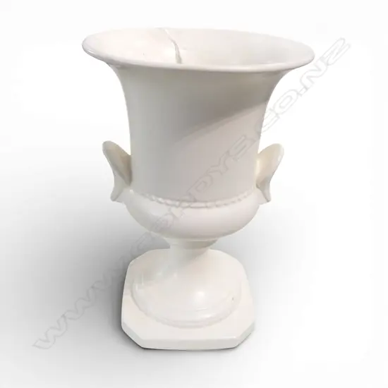 CROWN LYNN URN VASE #665 H.200mm