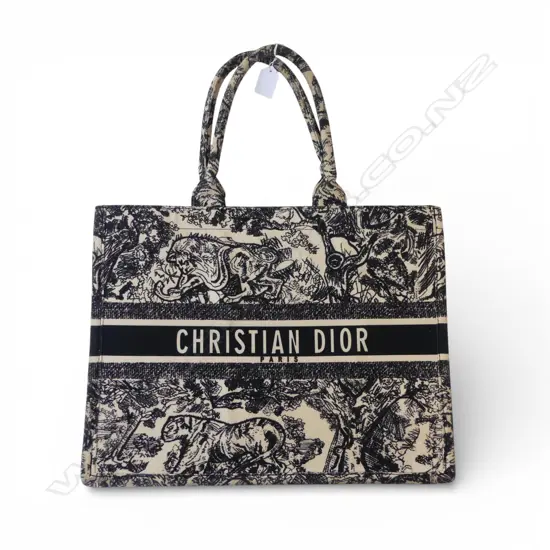 CHRISTIAN DIOR HAND BAG W.410mm