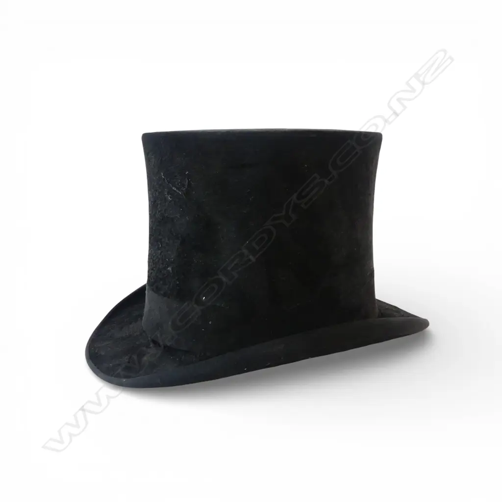 ANTIQUE TOP HAT BY WOODROW 42 CORNHILL LONDON Image 1++