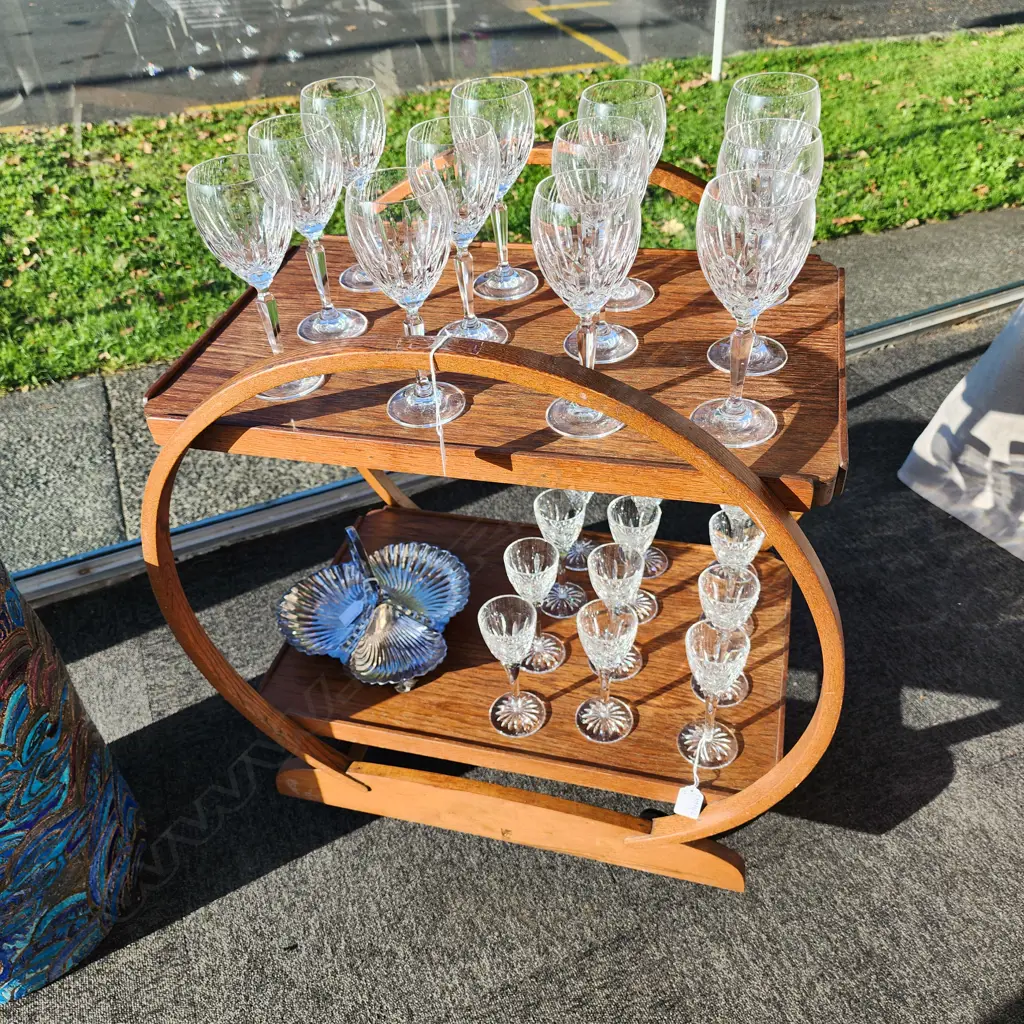 ART DECO TWO-TIERED OAK DRINKS OR TEA TROLLEY,1930S TO 1940S (750x450mm) Image 1++