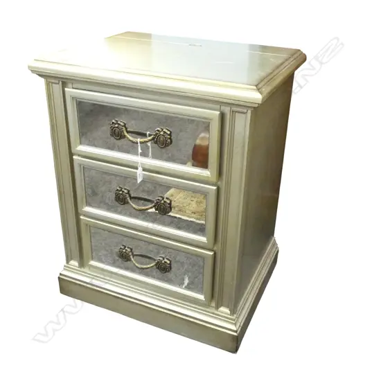 MIRRORED BEDSIDE DRAWERS 560x430x690mm