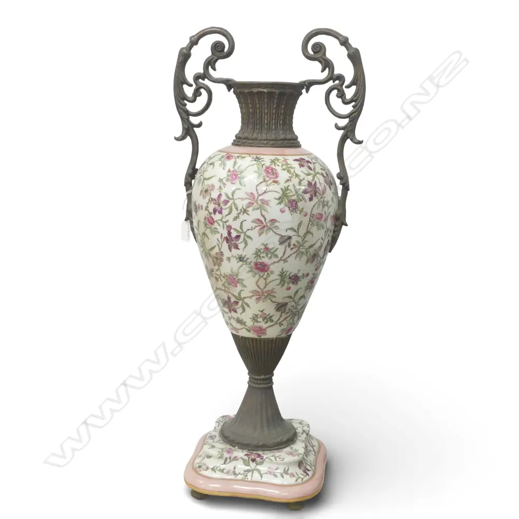 LG ANTIQUE STYLE URN H.735mm Image 1++