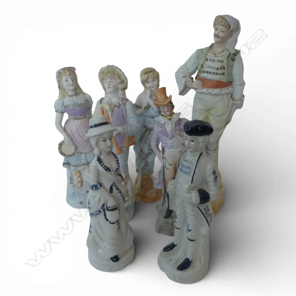 7 CHINA FIGURES H.330mm faults Image 1++