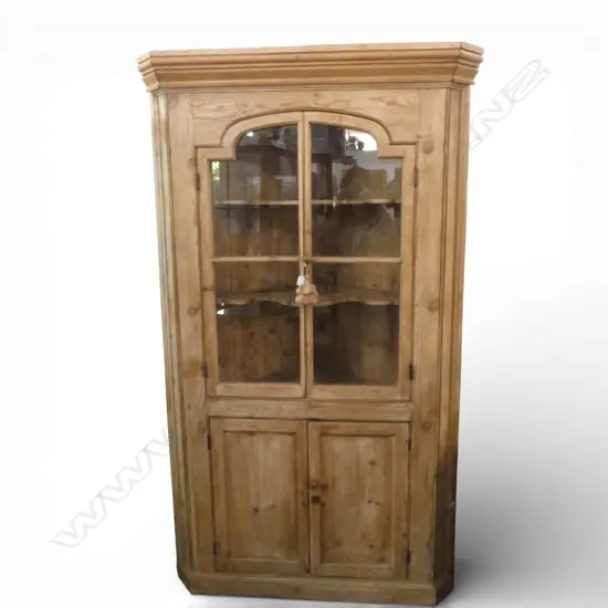 ANTIQUE ENGLISH PINE CORNER CUPBOARD 800x800x1950mm