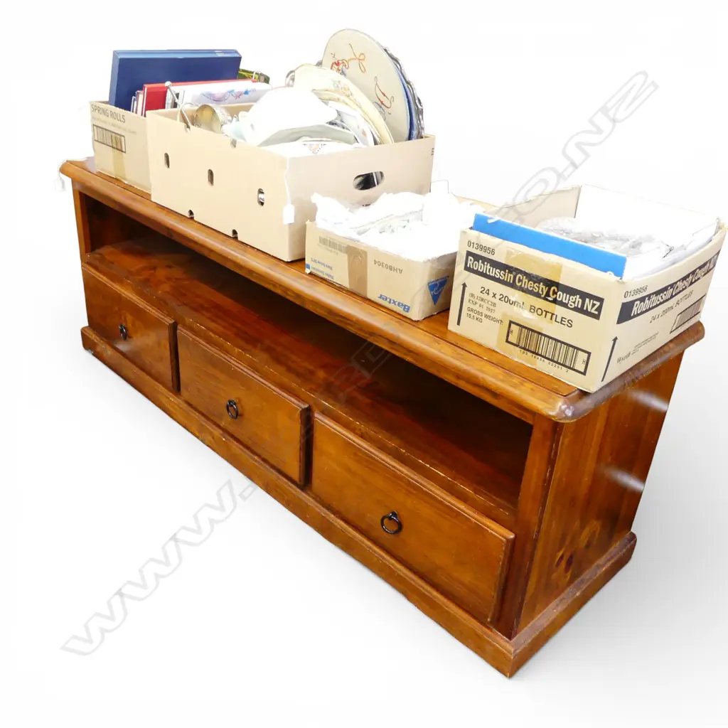 WOODEN UNIT 1600x450x560mm Image 1++