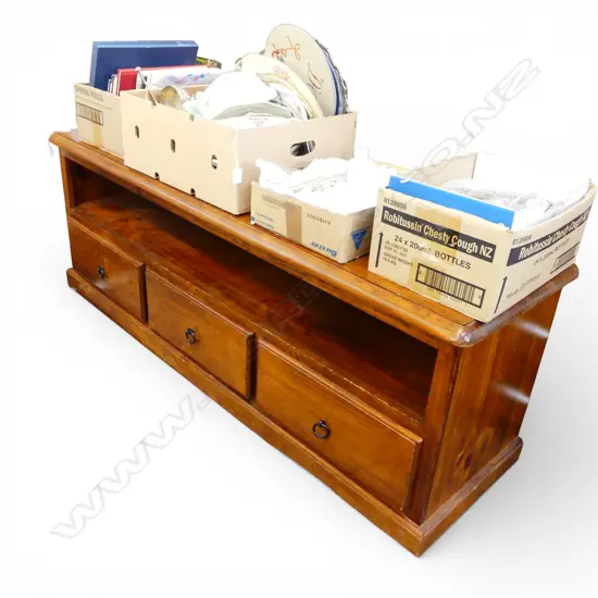 WOODEN UNIT 1600x450x560mm