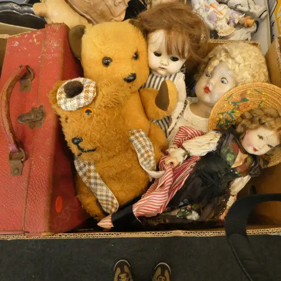 ASST. DOLLS & TEDDIES