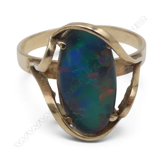 9ct YELLOW GOLD & OPAL TRIPLET RING 2.15gms SIZE M