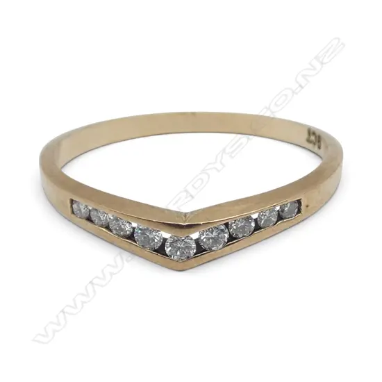 9ct YELLOW GOLD & 9 DIAMOND V shape companion RING 1.1gms SIZE L1/2