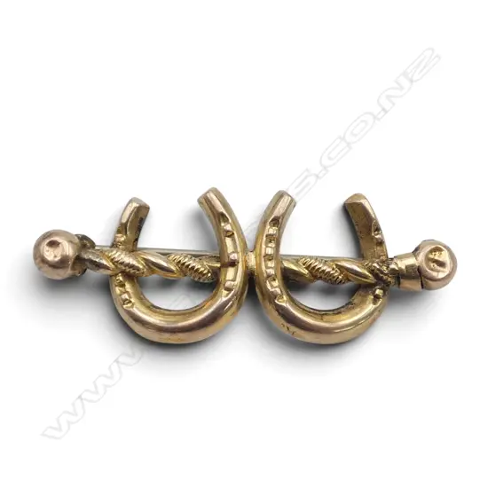 9ct YELLOW GOLD DBLE HORSE SHOE BROOCH Chester 1891.  2.56gms