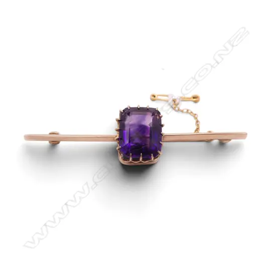 9ct GOLD LARGE AMETHYST claw set BAR BROOCH 8.14gms
