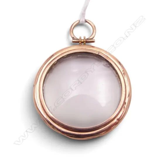 9ct ROSE GOLD FRAMED & GLAZED PENDANT LOCKET some dents 8.48gms