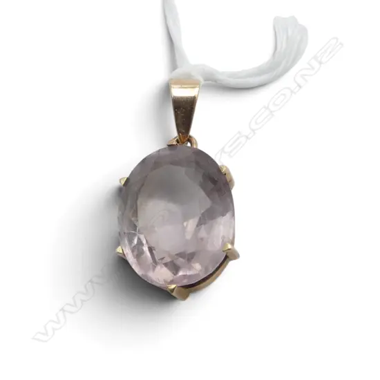 9ct YELLOW GOLD & PALE OVAL GEMSTONE PENDANT 3.5gms