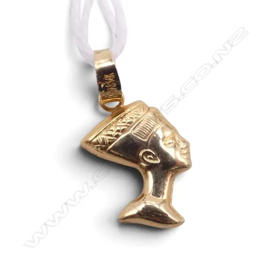 14ct GOLD QUEEN NEFERTITI PENDANT 0.8gms