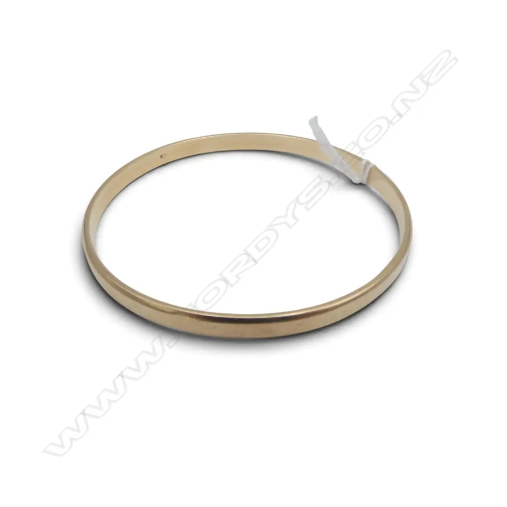 9ct GOLD SOLID BANGLE 19.7gms Image 1++