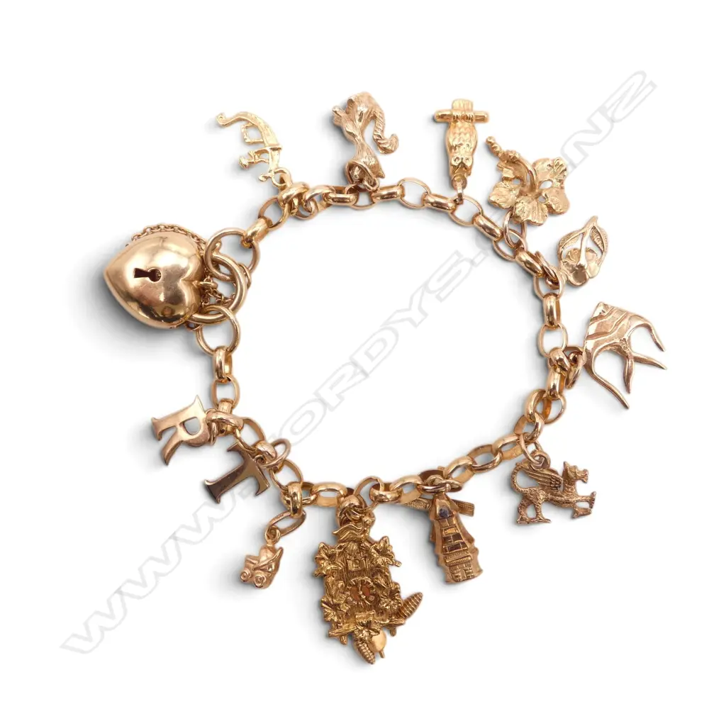 9ct GOLD BELCHER LINK MULTI CHARM BRACELET cuckoo clock charm 14ct.  24gms Image 1++