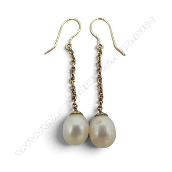 PR 14ct GOLD & LGE OVAL PEARL EARRINGS chain suspended 3.28gms