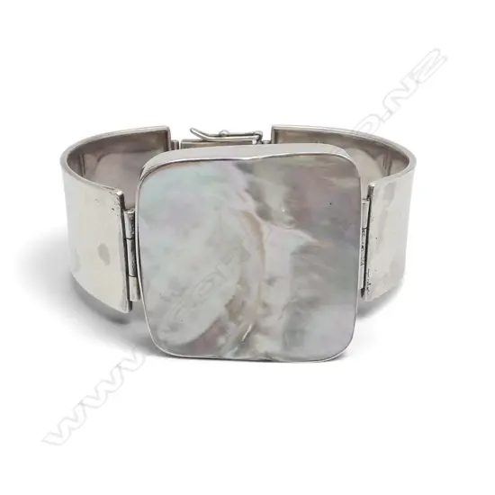 925 STG SILVER MOTHER OF PEARL BRACELET, 38.1gms