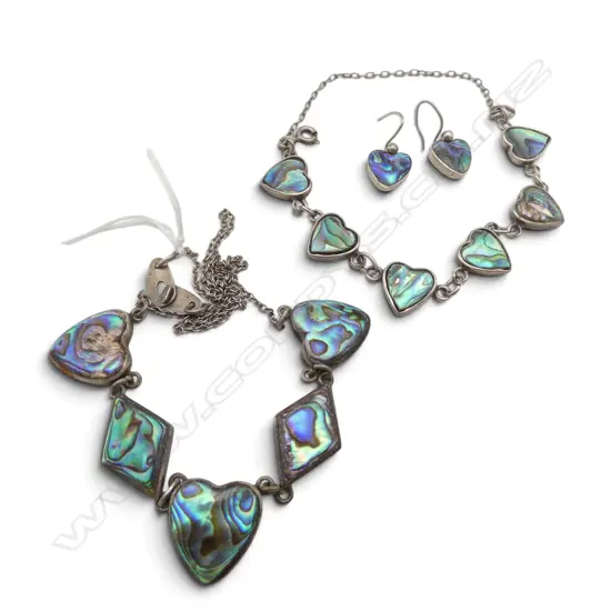 NZ S/SILVER & PAUA HEART PENDANT NECKLACE BRACELET & EARING SET 31.4GMS TOTAL WIEGHT