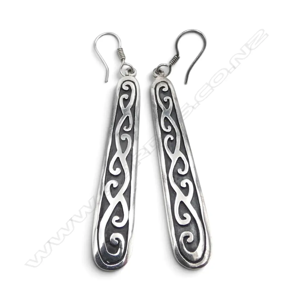 PR STG SILVER KORU PATTERN EARRINGS marked 'PAULA' 10gms Image 1++