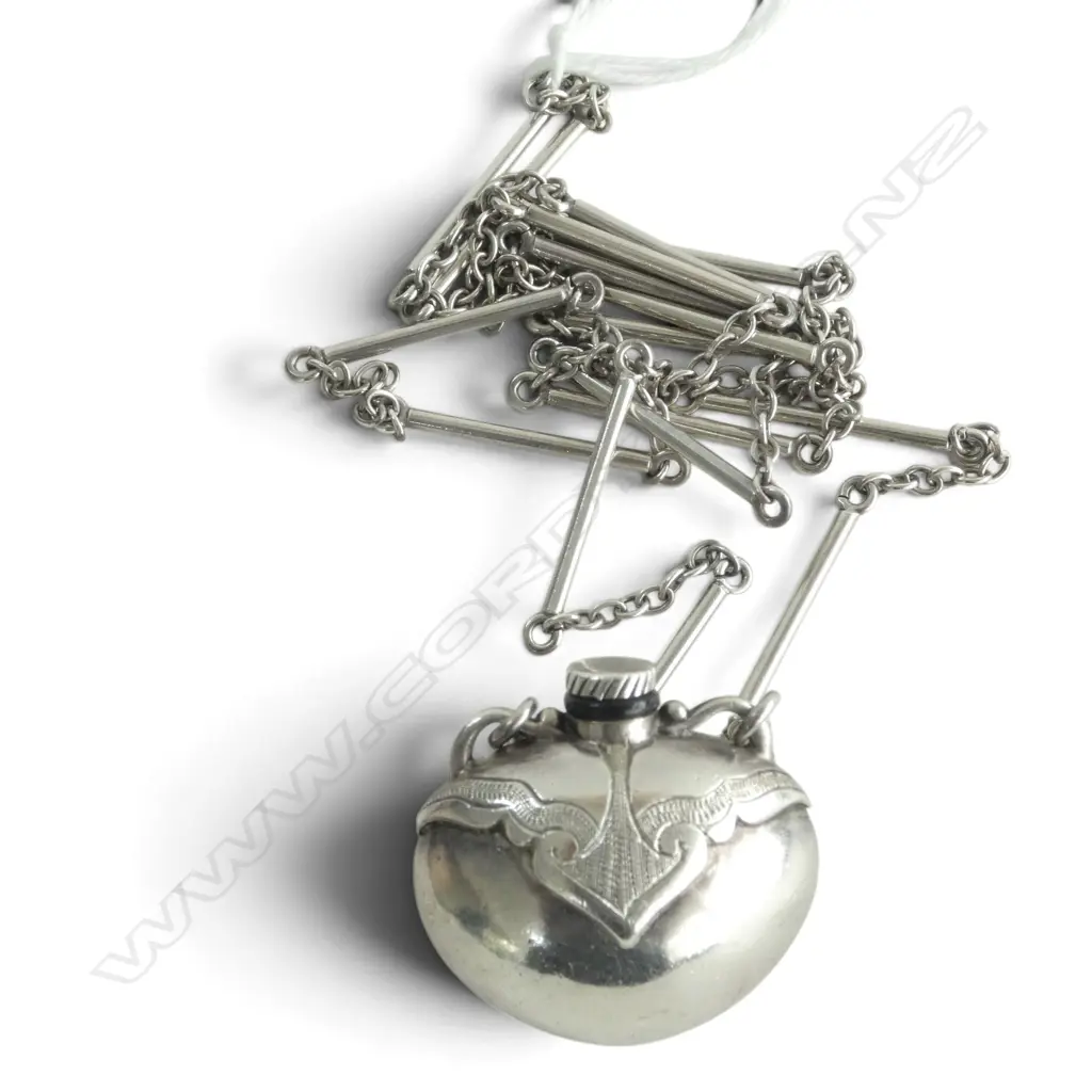 STG SILVER BOTTLE PENDANT NECKLACE (30x30mm) L.790mm 36gms Image 1++