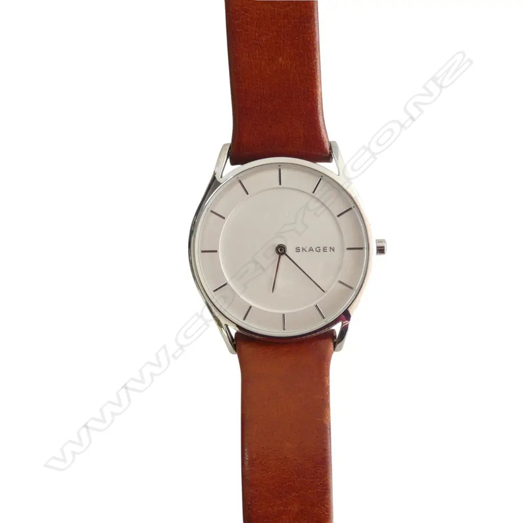 SKAGEN DENMARK 'HOLST' WRIST WATCH, LEATHER STRAP, BOXED Image 1++