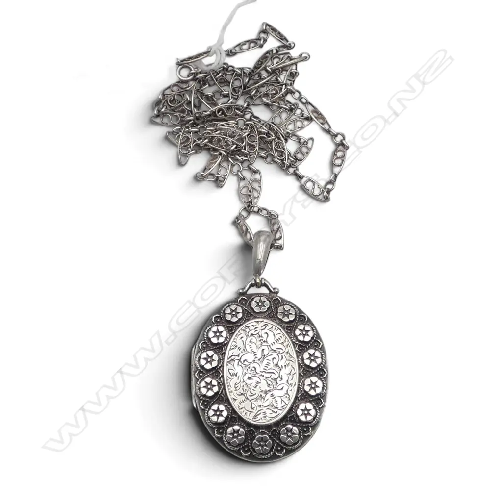 STG SILVER LOCKET PENDANT NECKLACE (60x35mm) L.850mm 19.7gms Image 1++