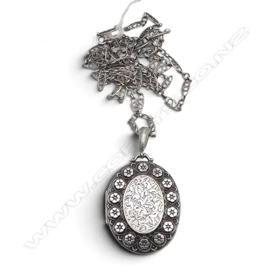 STG SILVER LOCKET PENDANT NECKLACE (60x35mm) L.850mm 19.7gms