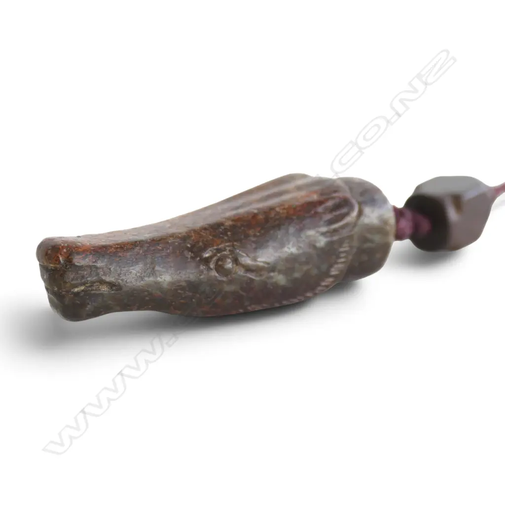 CHINESE ANTIQUE JADE BEAD stylised horses head L.48mm Image 1++